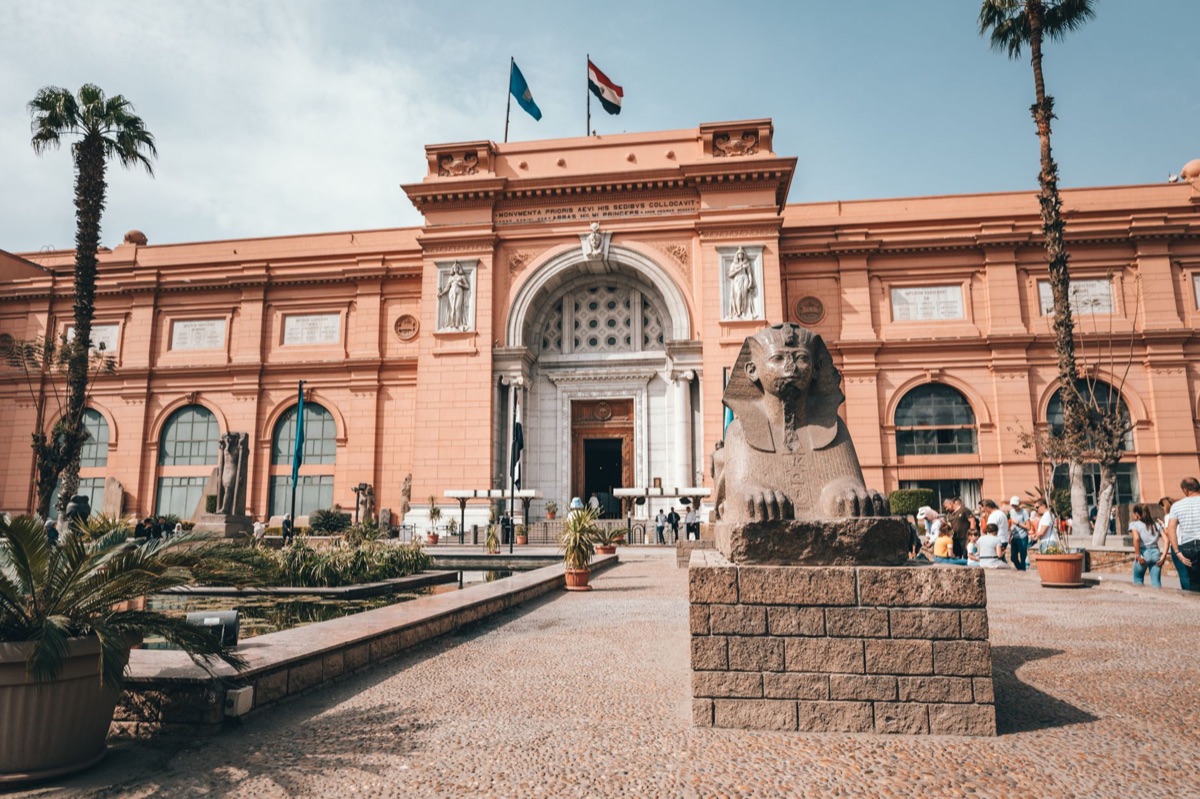 entrada de um hotel em cairo