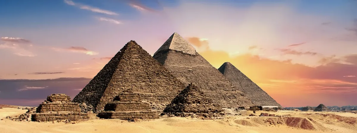 pyramids, egypt, egyptian, ancient, desert, giza, historical, architecture, sand, dunes, sand dunes, barren, nature, barren landscape, landmark, sunset, panoram